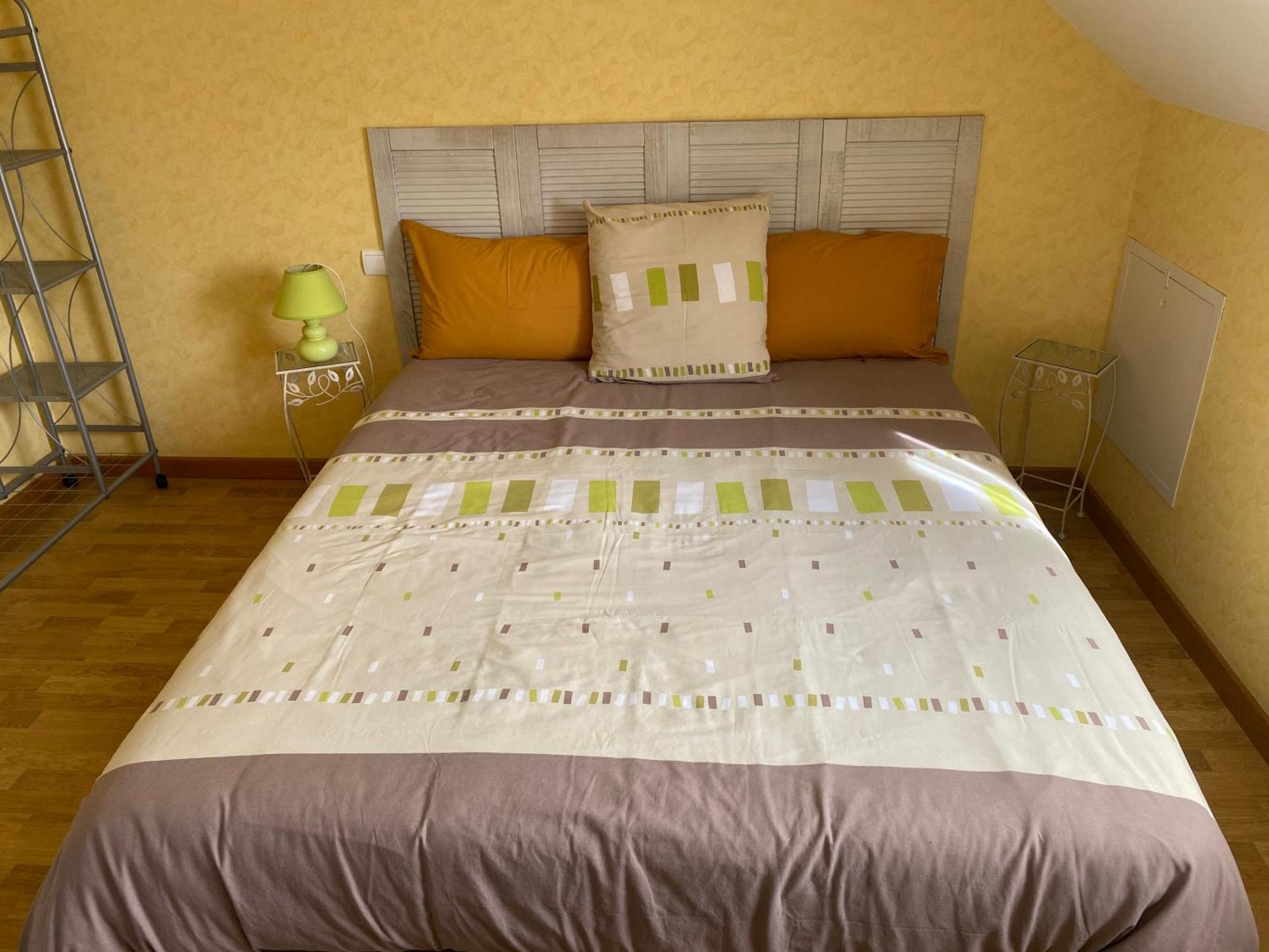 Le Petitepinay Bed and Breakfast Moitron-sur-Sarthe Exteriör bild
